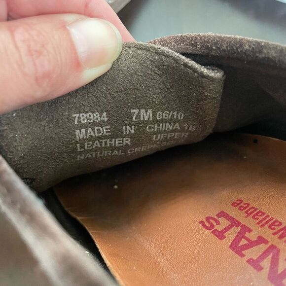 Clarks Original Wallabies Brown Suede $150 Womens 7 - Picture 8 of 8